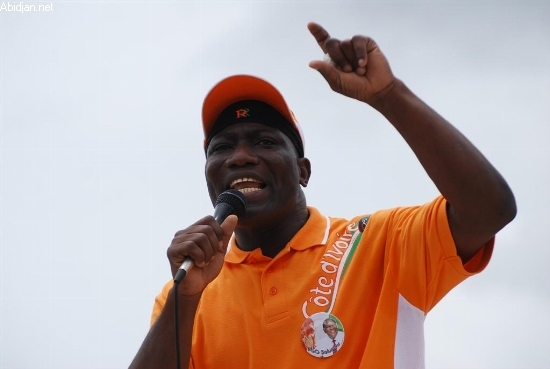 Karamoko Yayoro (Rjr) en campagne à Paris : “Si Sarkozy perd, notre pouvoir est en danger”