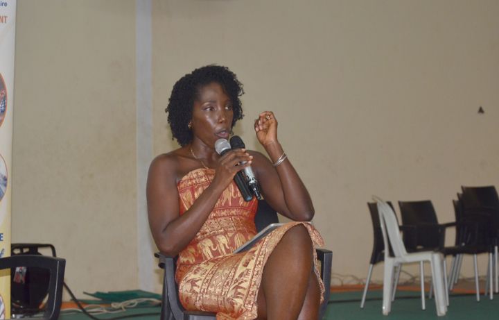 1ère édition du Forum dédié à la jeune étudiante : Mme Ze Bi Fleur y apporte sa contribution