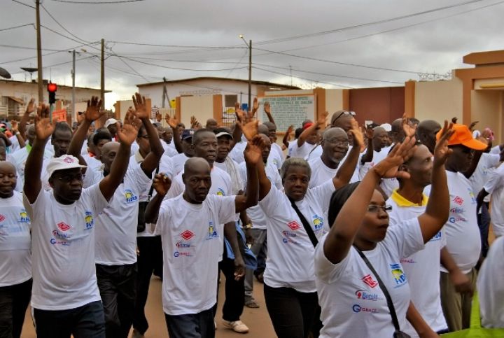 Promotion de la santé des personnes du troisième âge : 500 retraités participent à une caravane sportive à Daloa