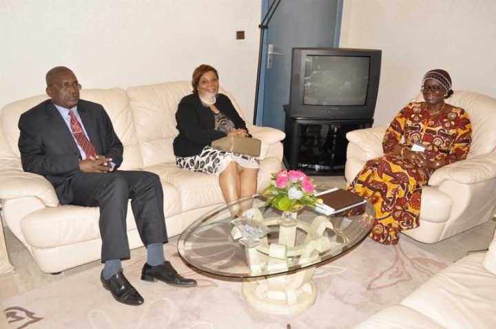 Le Fonds de Développement des Filières Cacao et Café du Cameroun à l’école du Conseil du Café-Cacao