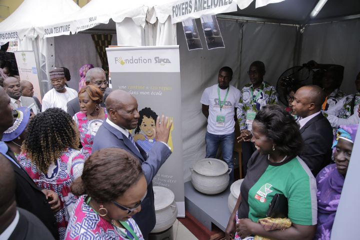 La Fondation SIFCA présente son projet « une cantine = 120 repas » aux Journées Africaines de l’Alimentation Scolaire