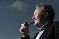 Michel Field fait de son père un héros de roman (ENTRETIEN)