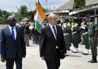 L’effectif des forces françaises passe de 500 à 900 soldats en Côte d’Ivoire (Jean-Yves Le Drian)