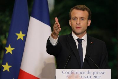 Esclavage en Libye: Macron annonce à Abidjan un accord d’évacuation d’urgence des migrants