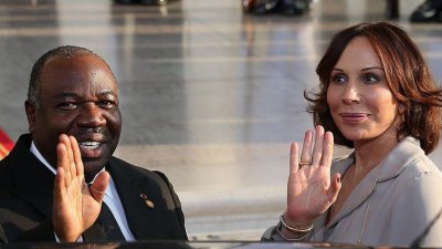 Le président gabonais déchu et sa famille libérés après deux ans de détention et s'envolent pour l'Angola