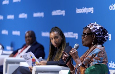 Le genre, les jeunes et les communautés au centre de la réponse contre le VIH et de la Conférence AIDS 2022