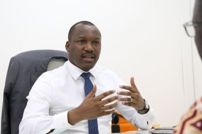 Renforcement de l’Enseignement technique et la formation professionnelle de Côte d’Ivoire, Mamadou Touré échange avec les responsables de la CCI- Paris