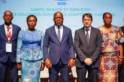 3ème édition d'Africa Santé Expo à Abidjan : le ministre de la Santé, Pierre Dimba, ouvre officiellement les activités