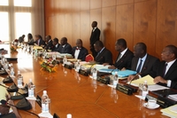 Propos du Premier ministre Daniel Kablan Duncan à la sortie du conseil de gouvernement à Yamoussoukro