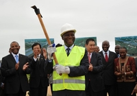 Ouattara lance les travaux de construction de l`autoroute Abidjan-Bassam