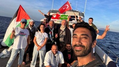 Global Sumud Flotilla : Israël ne laisse pas les bateaux atteindre Gaza, alors pourquoi envoyer de l'aide par mer ?