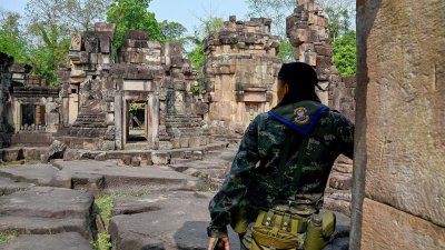 Pourquoi la Thaïlande et le Cambodge sont-ils en conflit ? Et que pourrait-il se passer ensuite ?