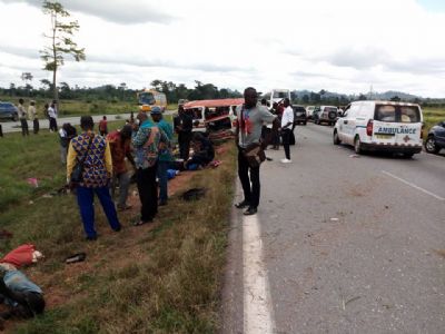 Au moins 3 morts dans l’accident d’un convoi de l’église des Assemblées de Dieu