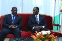 Le Président Ouattara reçoit le ministre gabonais de la Défense nationale en audience