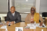 Le DG du Conseil du café-cacao loue les mérites de la meilleure productrice nationale de cacao 2015