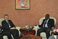 Audience : le ministre Cissé Ibrahima a reçu le recteur de l’Agence Universitaire de la Francophonie (AUF)