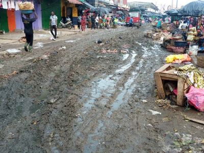 Marché Adjamé-Roxy : Après la pluie, ce dimanche, les rues complètement inaccessibles