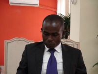 Présidentielle 2015 : M. Bolou Gouali Eloi, premier candidat à déposer officiellement ses dossiers à la CEI