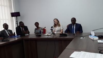 Le ministre Aka Aouélé salue la présence de la princesse de Jordanie en Côte d’Ivoire