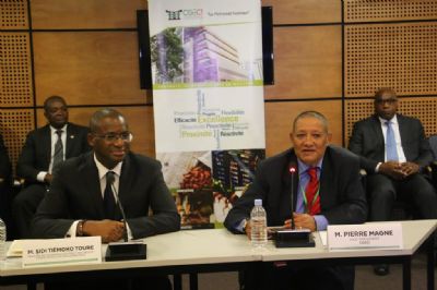 Le Ministre Sidi Touré explique les grandes réformes dans le secteur de la publicité.