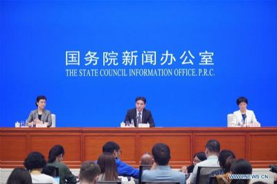 Le gouvernement central chinois suit de près la situation à Hong Kong