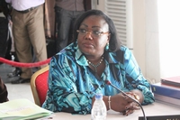 Noël à Godjiboué (Fresco) : Anne Ouloto  fête en brousse avec les veuves et les orphelins