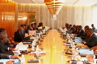 Editorial/Vous avez dit remaniement ?