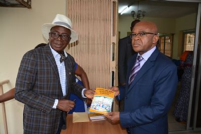 Littérature : Dédicace du Livre ‘’La médiation comme solution aux conflits fonciers ruraux’’