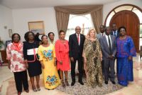 Ouverture à Abidjan de la réunion des ministres africains de la santé sur le traitement pédiatrique du VIH/SIDA