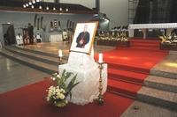 Hommage : la première dame et plusieurs autorités ont assisté à la messe  dite en la mémoire de monseigneur Ambroise Madtha