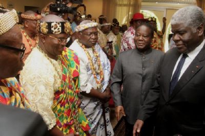 Côte d’Ivoire : des chefs traditionnels en médiation entre Bédié et Ouattara