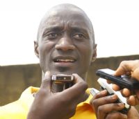 Le président du Sporting Yssouf Diabaté dénonce la signature en catimini de ses joueurs à l’Asec Mimosas