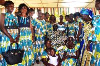 Dimbokro/Journée de « L’Enfant Africain »:  Yao Seraphin communie avec les enfants et les femmes