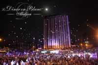 Le Dîner en Blanc , un grand succès à Abidjan pour un phénomène épicurien mondial.