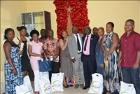 Pour les aider à passer une bonne fête de fin d’année, la Fondation PETROCI donne le sourire à des enfants défavorisés