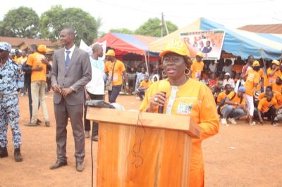 Politique/ Rentrée politique de Force 2015 à Gagnoa : Kandia Camara, ‘’ que ceux qui ne sont pas RDHP se déclarent’’ (il y a des gens qui ne sont pas RHDP mais qui veulent profiter du RHDP)