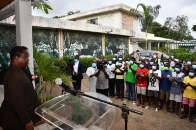 Côte d’Ivoire : Bédié met fin au Conseil national de transition et propose un dialogue national
