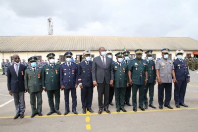 136 militaires et employés de l’armée décorés par le Premier ministre Hamed Bakayoko (Côte d’Ivoire)