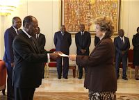 Le Chef de l’Etat a reçu les lettres de créance des nouveaux Ambassadeurs du Burkina Faso, de la Norvège et de la Colombie