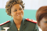 Fête des mères à  l’hopital militaire d’Abidjan : Le Général de brigade Kouamé Akissi honore les femmes