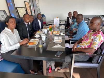 Leadership : la John Maxwell Team français lancé à Abidjan