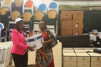 Protection et défense des droits de l’homme: La CNDHCI dote ses 31 commissions régionales d’équipement de bureau