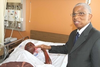 Drame de la saint sylvestre Visite du président Marcel Zadi Kessy aux victimes de la bousculade