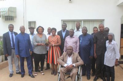 Promotion des Droits de l’Homme: Delphine Gbla, lauréate du prix Ebony Droits de l’Homme reçue à la CNDHCI