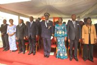 500 fonctionnaires et agents de l’Etat décorés