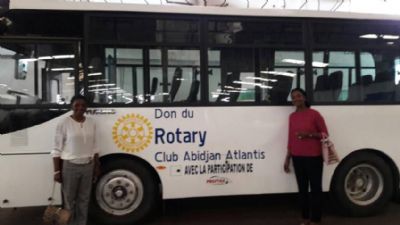 Don d’un car au CESEH de Yopougon: Le Rotary Club Abidjan Atlantis tient ses promesses
