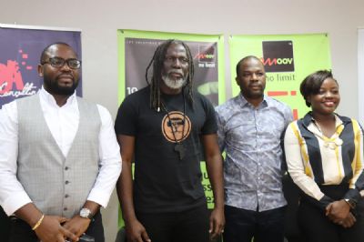 Abidjan By Night 6: Tiken Jah Fakoly pressé de monter sur scène