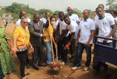 La BAD lance une opération coup de balai dans un quartier précaire d’Abidjan