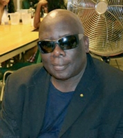 Show biz :  John Yalley fait vibrer le palais de la culture