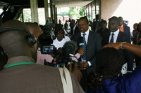 Journée internationale des volontaires : Alain Lobognon en guerre contre les faux volontaires